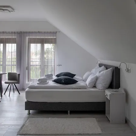 Lotus Appartement *